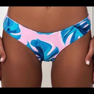 NWT Vaya Island Bikini Bottoms